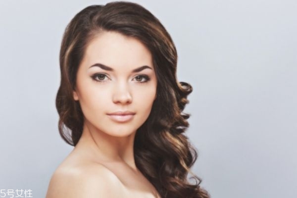 植發(fā)的價格一般是多少 按發(fā)囊計價 植發(fā)的價格一般是多少 按發(fā)囊計價