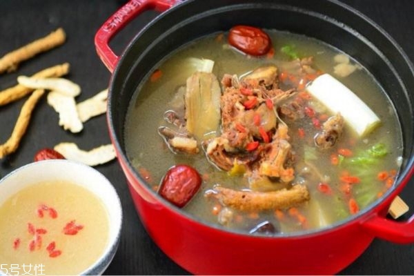 補(bǔ)氣養(yǎng)血好療效 飲食助手來(lái)推薦