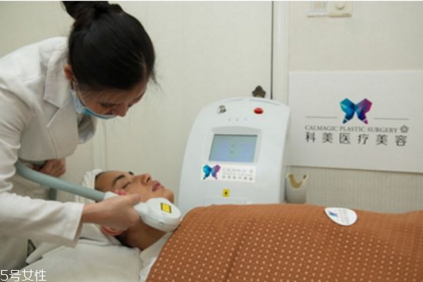 面部激光脫毛的危害 面部激光脫毛的危害