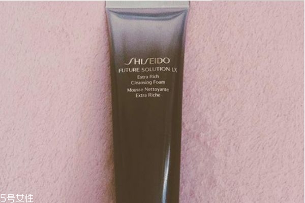 洗顏?？葡疵婺淌窃砘鶈?洗顏?？葡疵婺淘袐D可以用嗎