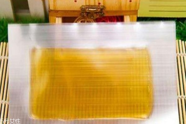 蠟紙脫毛多久可以長(zhǎng)出來(lái) 蠟紙脫毛的危害