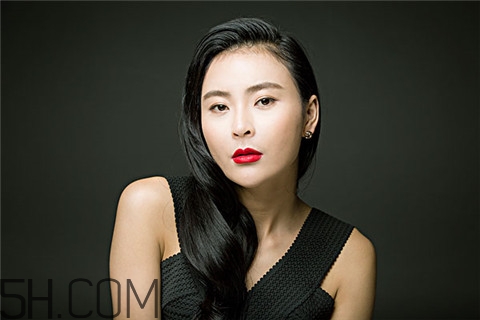 烤瓷牙能用電動牙刷嗎？烤瓷牙能做核磁共振嗎？