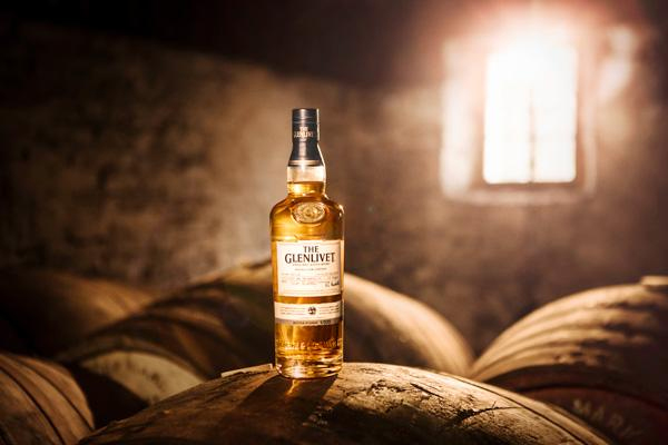 芝華士和威士忌是一樣的酒嗎 芝華士和威士忌哪個(gè)價(jià)格高