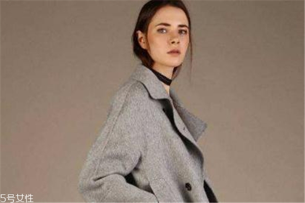 澳毛大衣可以水洗嗎 干洗更好 澳毛大衣可以水洗嗎 干洗更好