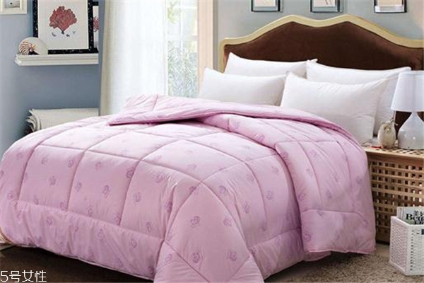 羊毛被可以曬太陽嗎 晾曬時(shí)間要注意 羊毛被可以曬太陽嗎 晾曬時(shí)間要注意