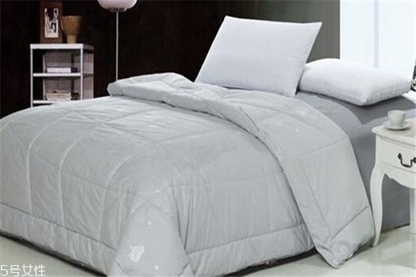 羊毛被有異味怎么去除 從此告別羊膻味 羊毛被有異味怎么去除 從此告別羊膻味