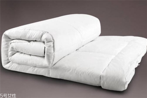 羊毛被有異味怎么去除 從此告別羊膻味 羊毛被有異味怎么去除 從此告別羊膻味