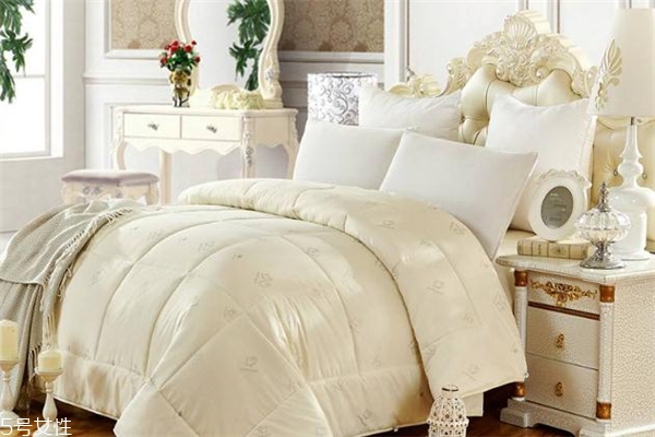 羊毛被跑毛怎么辦 這樣做就好了 羊毛被跑毛怎么辦 這樣做就好了