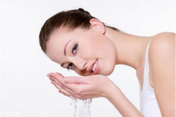 有什么簡單的祛痘方法 祛痘最快的方法 有什么簡單的祛痘方法 祛痘最快的方法