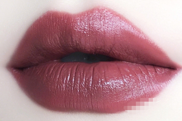 迪奧紅管843試色 迪奧紅管843是什么顏色 迪奧紅管843試色 迪奧紅管843是什么顏色