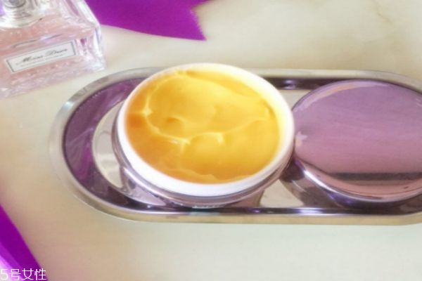 dhc黃金霜效果怎么樣 dhc多效合一面霜省時(shí)又省力 dhc黃金霜效果怎么樣 dhc多效合一面霜省時(shí)又省力