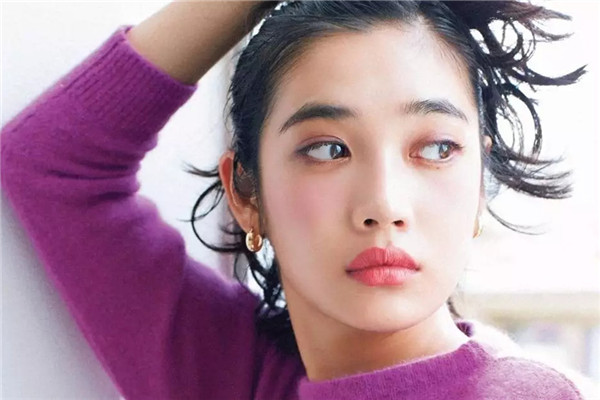 粉紅妝容化妝步驟 上班約會皆不誤 粉紅妝容化妝步驟 上班約會皆不誤