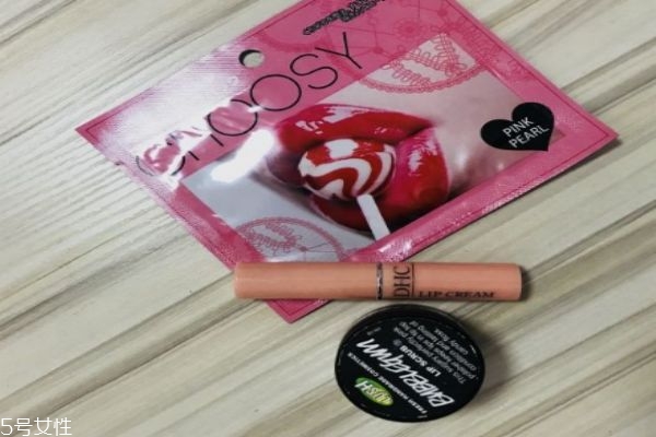 choosy唇膜好用嗎 choosy唇膜不同顏色的區(qū)別 choosy唇膜好用嗎 choosy唇膜不同顏色的區(qū)別