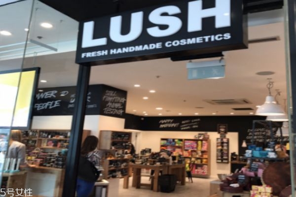 lush小紅帽洗發(fā)皂價格 平價好用的洗發(fā)皂 lush小紅帽洗發(fā)皂價格 平價好用的洗發(fā)皂