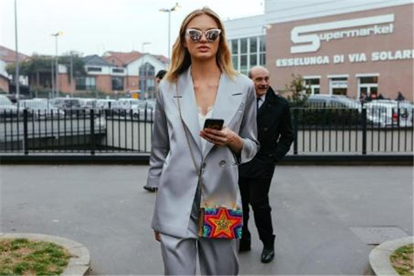 冬季西裝外套搭配女 一秒打造女王范 冬季西裝外套搭配女 一秒打造女王范