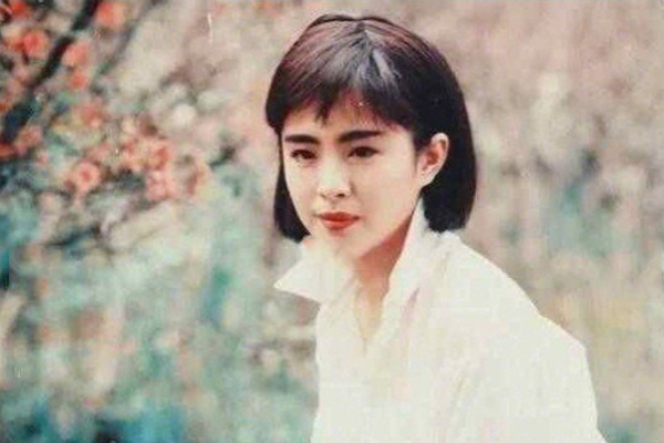 狗啃式劉海適合圓臉嗎 狗啃式劉海代表人物 狗啃式劉海適合圓臉嗎 狗啃式劉海代表人物