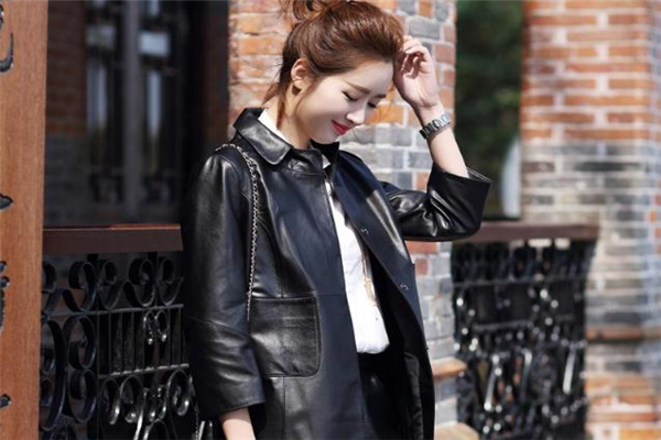 真皮皮衣容易撕破嗎 穿著要小心 真皮皮衣容易撕破嗎 穿著要小心