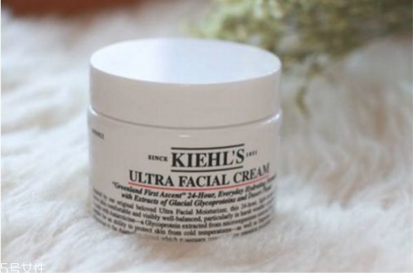 20歲適合用什么面霜 適合20歲面霜推薦 20歲適合用什么面霜 適合20歲面霜推薦