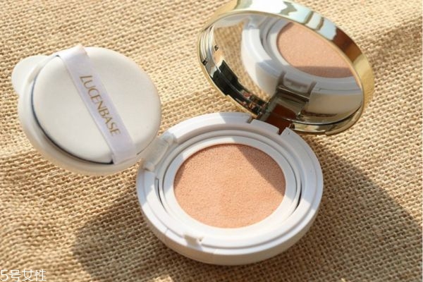 透真氣墊怎么樣 透真玻尿酸水光粉凝霜 透真氣墊怎么樣 透真玻尿酸水光粉凝霜