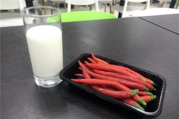 喝牛奶解辣嗎 喝這個較有效