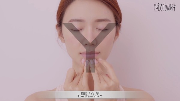 臉部水腫怎么快速消除 6個按摩動作快速變小臉 臉部水腫怎么快速消除 6個按摩動作快速變小臉