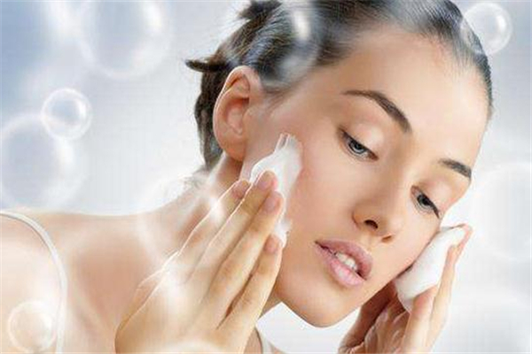 卸妝凝膠可以天天用嗎 沒(méi)什么副作用