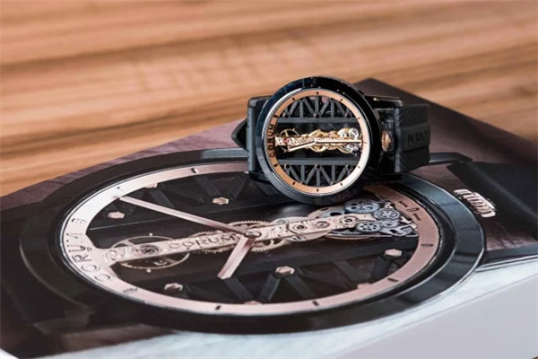 機械表和石英表哪個好 機械表貴在哪里 機械表和石英表哪個好 機械表貴在哪里