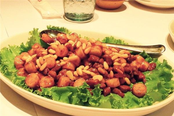 松子的神奇功效 快來認(rèn)識(shí)松子吧 松子的神奇功效 快來認(rèn)識(shí)松子吧