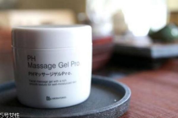 按摩膏怎么用 按摩膏的用法及功效 按摩膏怎么用 按摩膏的用法及功效