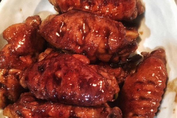 可樂(lè)雞翅要放鹽嗎 答案是肯定的 可樂(lè)雞翅要放鹽嗎 答案是肯定的