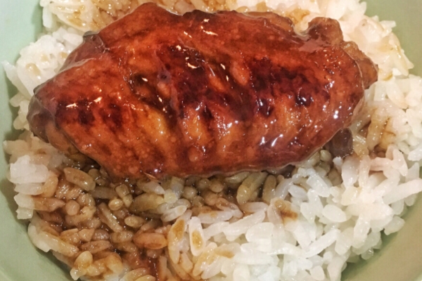 可樂(lè)雞翅要放鹽嗎 答案是肯定的 可樂(lè)雞翅要放鹽嗎 答案是肯定的