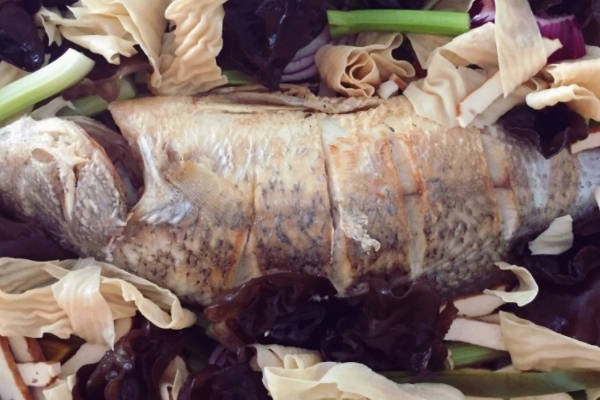 烤魚(yú)要腌嗎 必不可少的一步