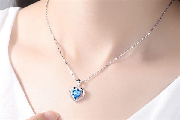 飾品的作用與使用 飾品的作用與使用