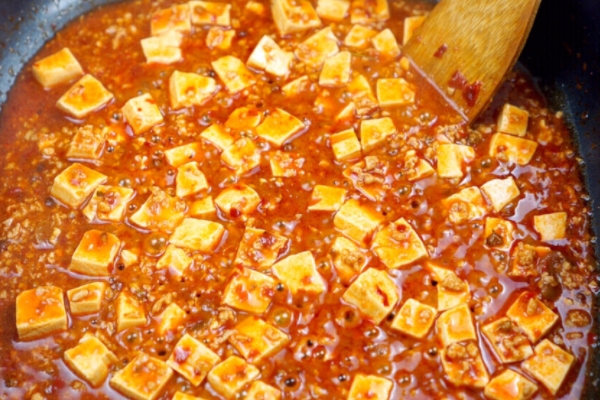 麻婆豆腐可以隔夜吃嗎 看是否變質(zhì) 麻婆豆腐可以隔夜吃嗎 看是否變質(zhì)