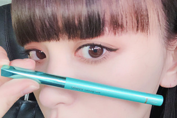 眼妝容易暈染怎么辦 專制油眼皮的抗暈3招 眼妝容易暈染怎么辦 專制油眼皮的抗暈3招