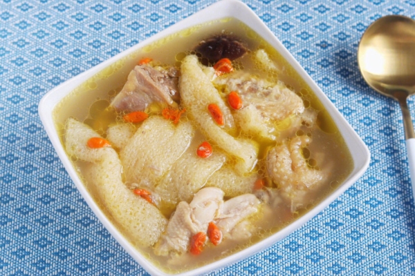 雞湯可以放什么一起燉 這些都可以 雞湯可以放什么一起燉 這些都可以