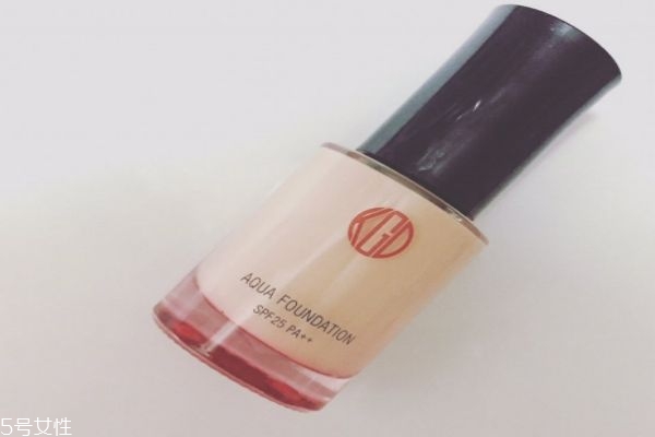 江原道粉底液真假對(duì)比 4步教你立辨真假 江原道粉底液真假對(duì)比 4步教你立辨真假