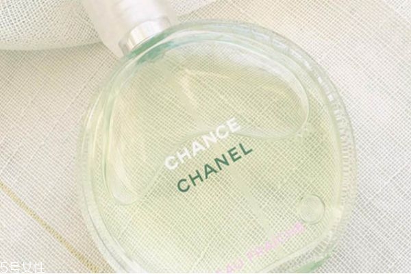 香奈兒綠邂逅好聞嗎 香奈兒綠邂逅是什么味道 香奈兒綠邂逅好聞嗎 香奈兒綠邂逅是什么味道