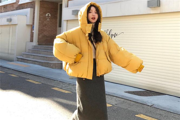 襖子上的油漬怎么清洗 不同油漬清潔方法不同 襖子上的油漬怎么清洗 不同油漬清潔方法不同