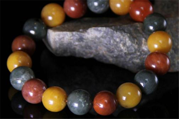 福祿壽水晶戴哪只手 水晶佩戴講究多 福祿壽水晶戴哪只手 水晶佩戴講究多