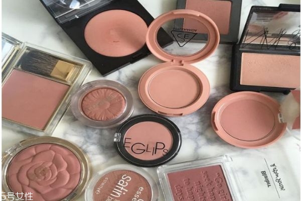 奶茶裸腮紅有哪些 奶茶裸色腮紅推薦 奶茶裸腮紅有哪些 奶茶裸色腮紅推薦