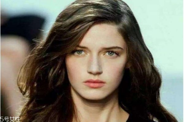 高級(jí)臉的眉毛怎么畫(huà) 高級(jí)臉適合什么眉毛