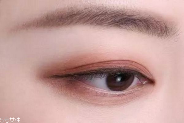 奶茶豆沙色眼影怎么畫(huà) 奶茶豆沙色眼影教程