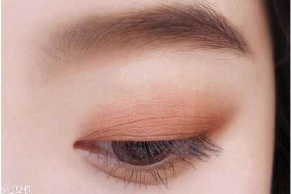 奶茶豆沙色眼影怎么畫(huà) 奶茶豆沙色眼影教程