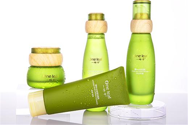 一葉子水乳美白嗎 選對系列才能美白 一葉子水乳美白嗎 選對系列才能美白