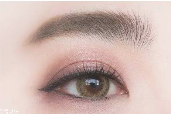 怎樣畫(huà)約會(huì)妝容 超甜美粉色妝容化妝步驟 怎樣畫(huà)約會(huì)妝容 超甜美粉色妝容化妝步驟