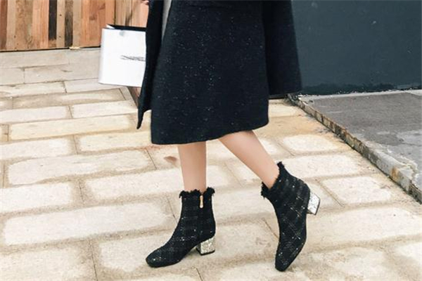 靴子能用鞋油嗎 根據(jù)皮質(zhì)來選 靴子能用鞋油嗎 根據(jù)皮質(zhì)來選