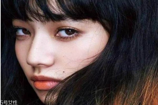 厭世妝教程 日系秋冬妝容 厭世妝教程 日系秋冬妝容