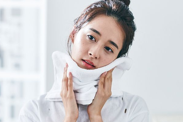 冬天要去角質(zhì)嗎 冬天怎么去角質(zhì) 冬天要去角質(zhì)嗎 冬天怎么去角質(zhì)