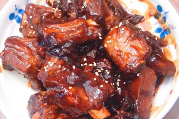 紅燒排骨焯水嗎 不可少的一步 紅燒排骨焯水嗎 不可少的一步